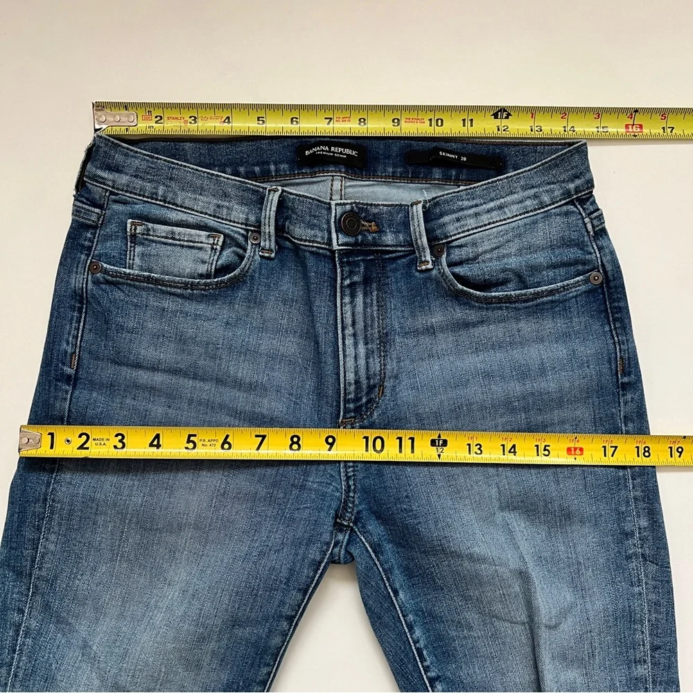 Banana Republic Mid Rise Destruct Skinny Jeans - Picture 11 of 12